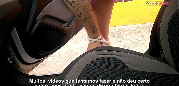  Casada safada chupando e se exibindo no meio da rua - sexxx-porno